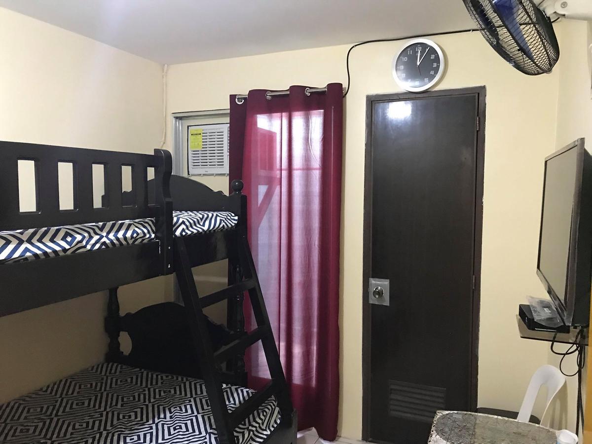 Rv3 Transient House Hotel Angeles Exterior photo